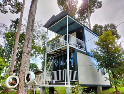Cabin Crystal Honey D'Rumah Bonda River View