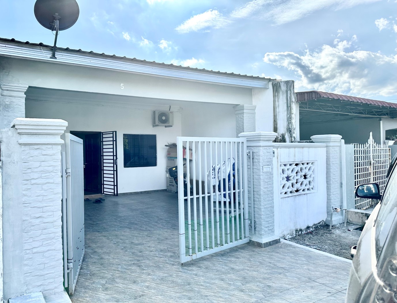 Isyfaq Homestay