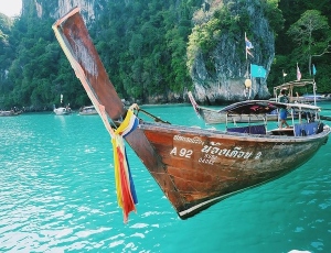 4D3N Phuket with van VIP (10/12 Seater)