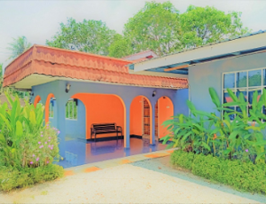 Azlan Homestay K9