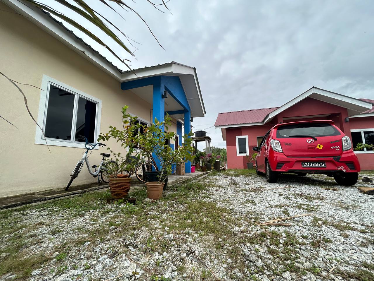Mahasa Homestay @ Penarik Beach