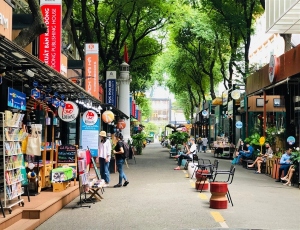 KETIBAAN DI HCM (L, D)