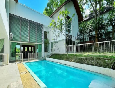 Beverly Row Villa @ Ioi Resort City